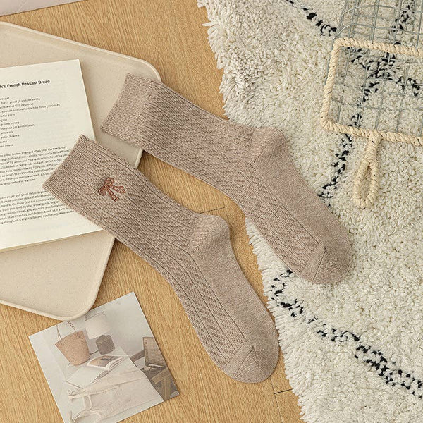 Milla Bow Embroidery Crew Sock