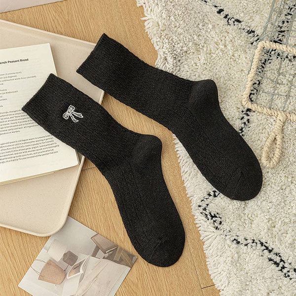 Milla Bow Embroidery Crew Sock